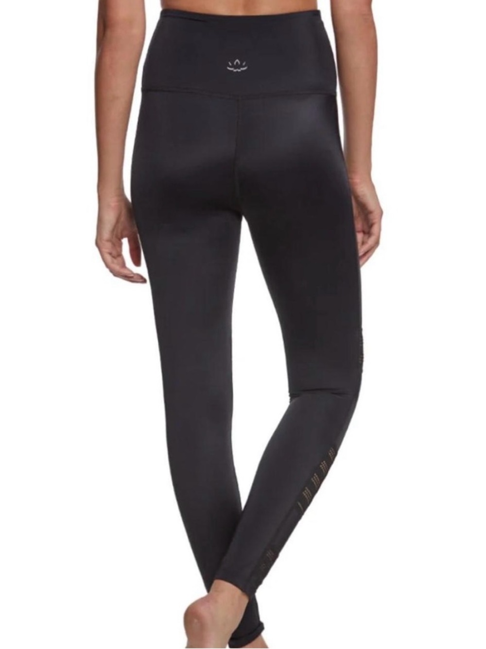 Beyond Yoga. mesh to impress high waisted 7/8 leggings